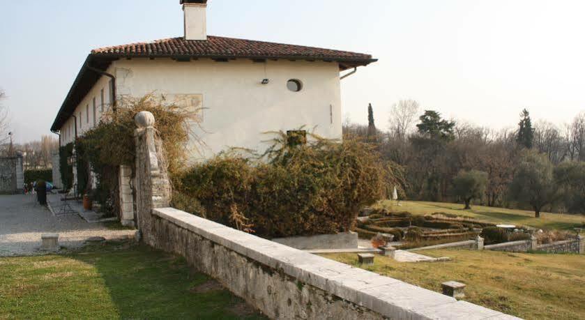 Hotel Villa Policreti Castello d'Aviano Exterior photo